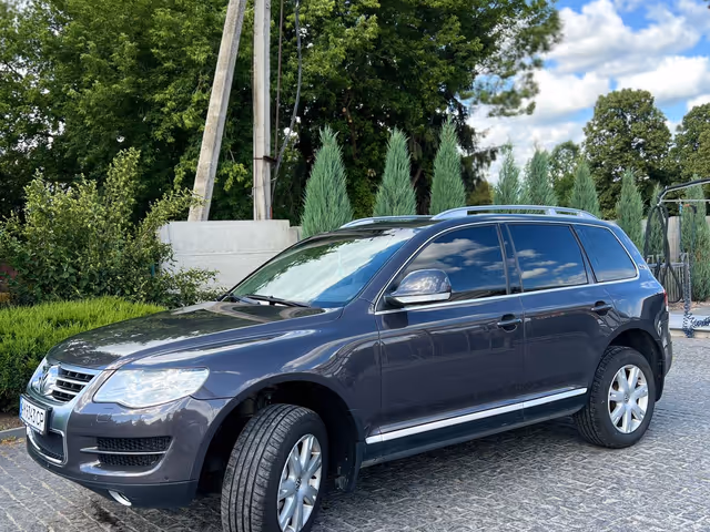 Volkswagen Touareg - зображення 2