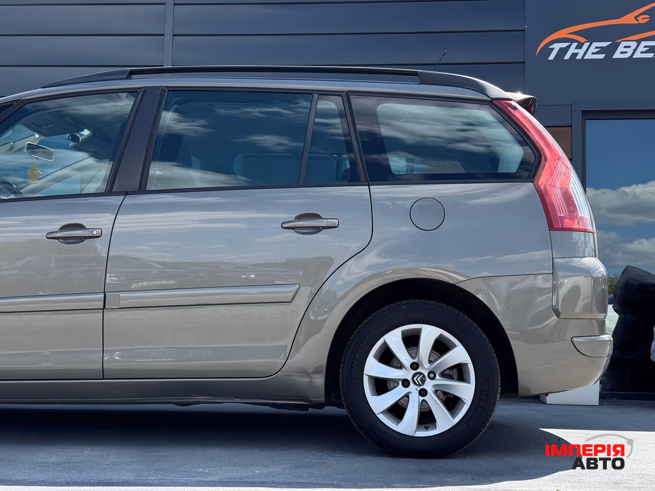 Citroen C4 Picasso - фото 12