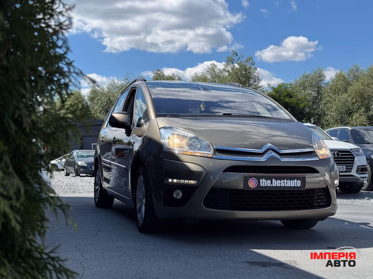 Citroen C4 Picasso - фото 9
