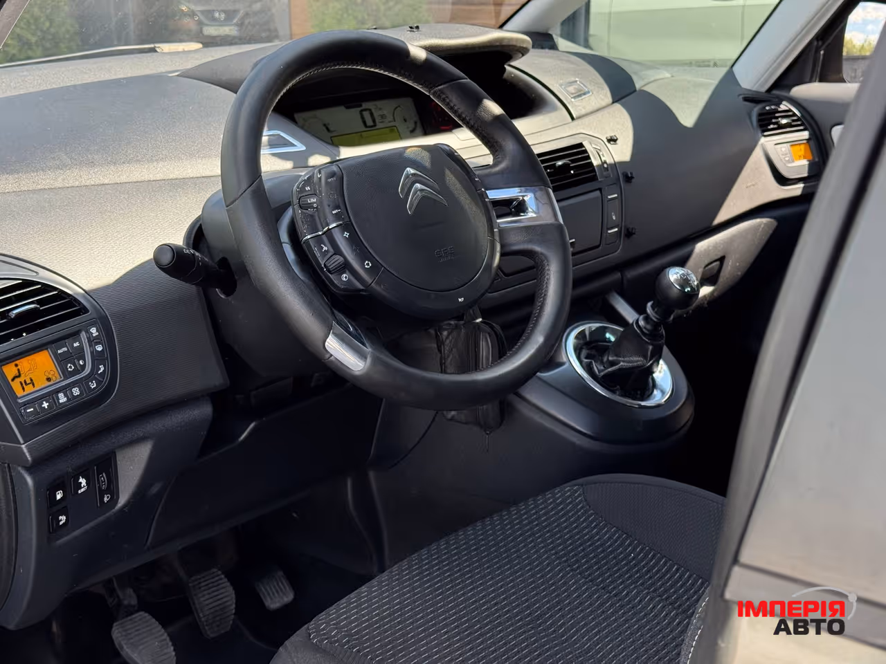 Citroen C4 Picasso - фото 18