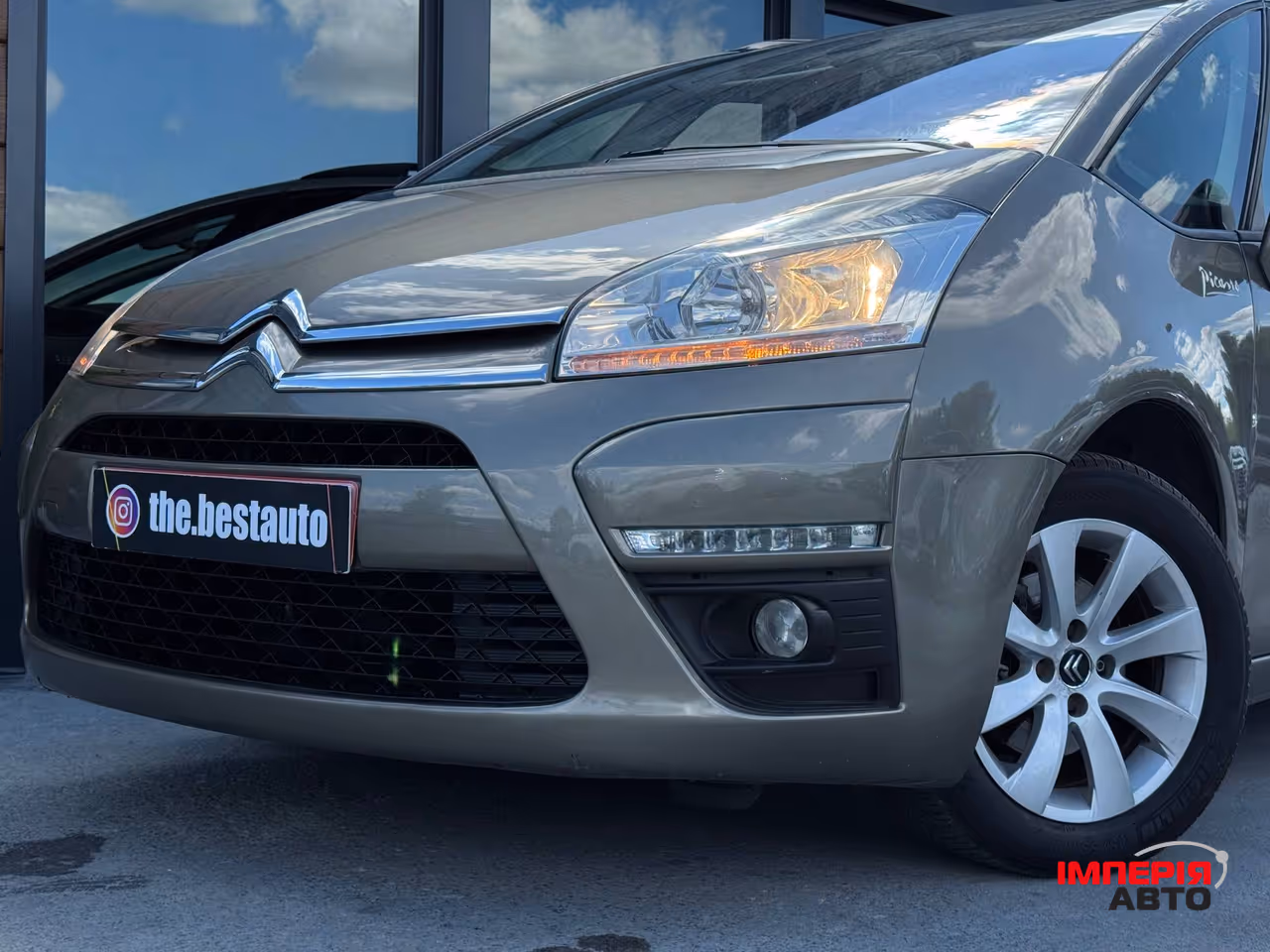 Citroen C4 Picasso - фото 4
