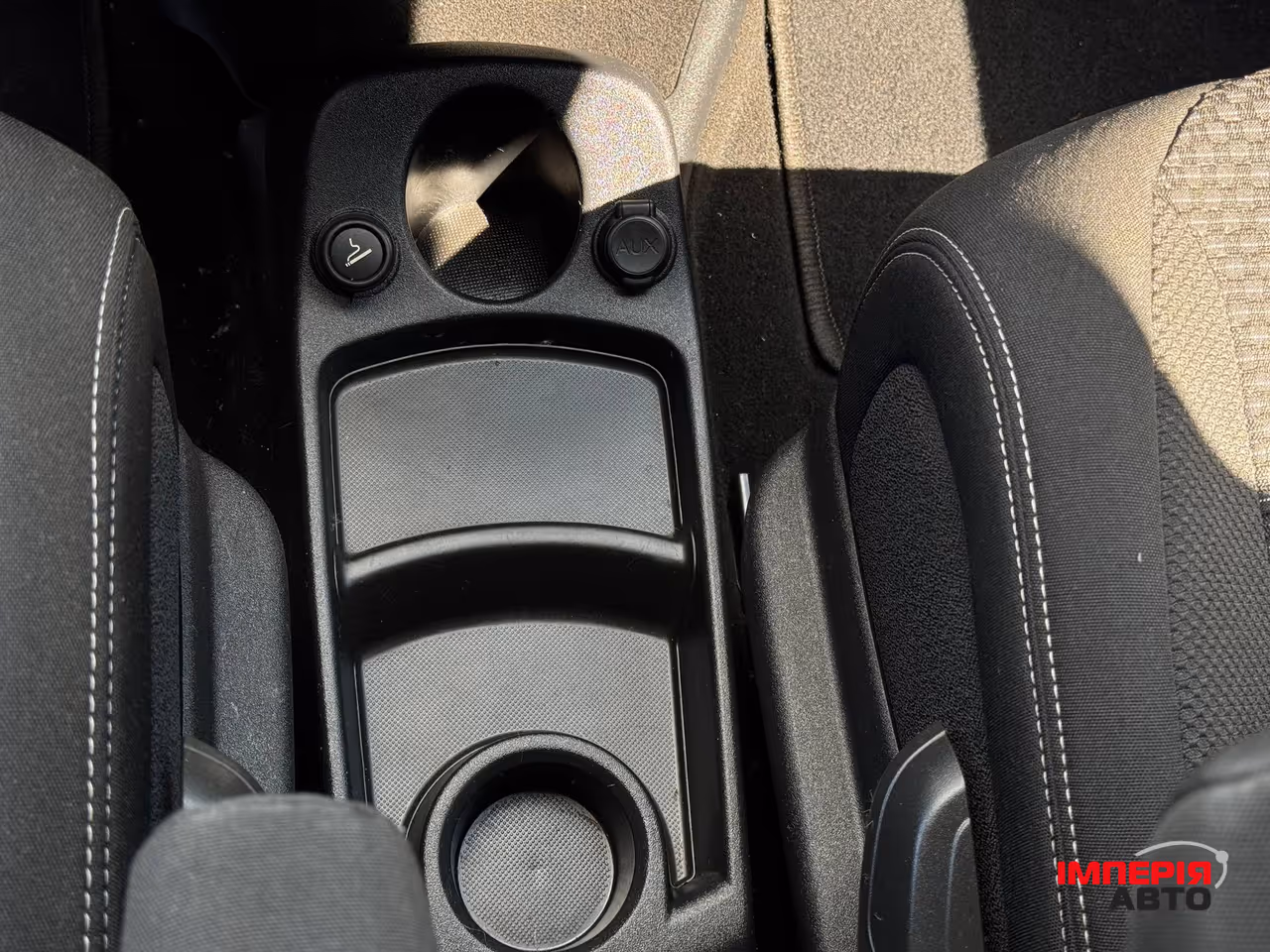Citroen C4 Picasso - фото 27
