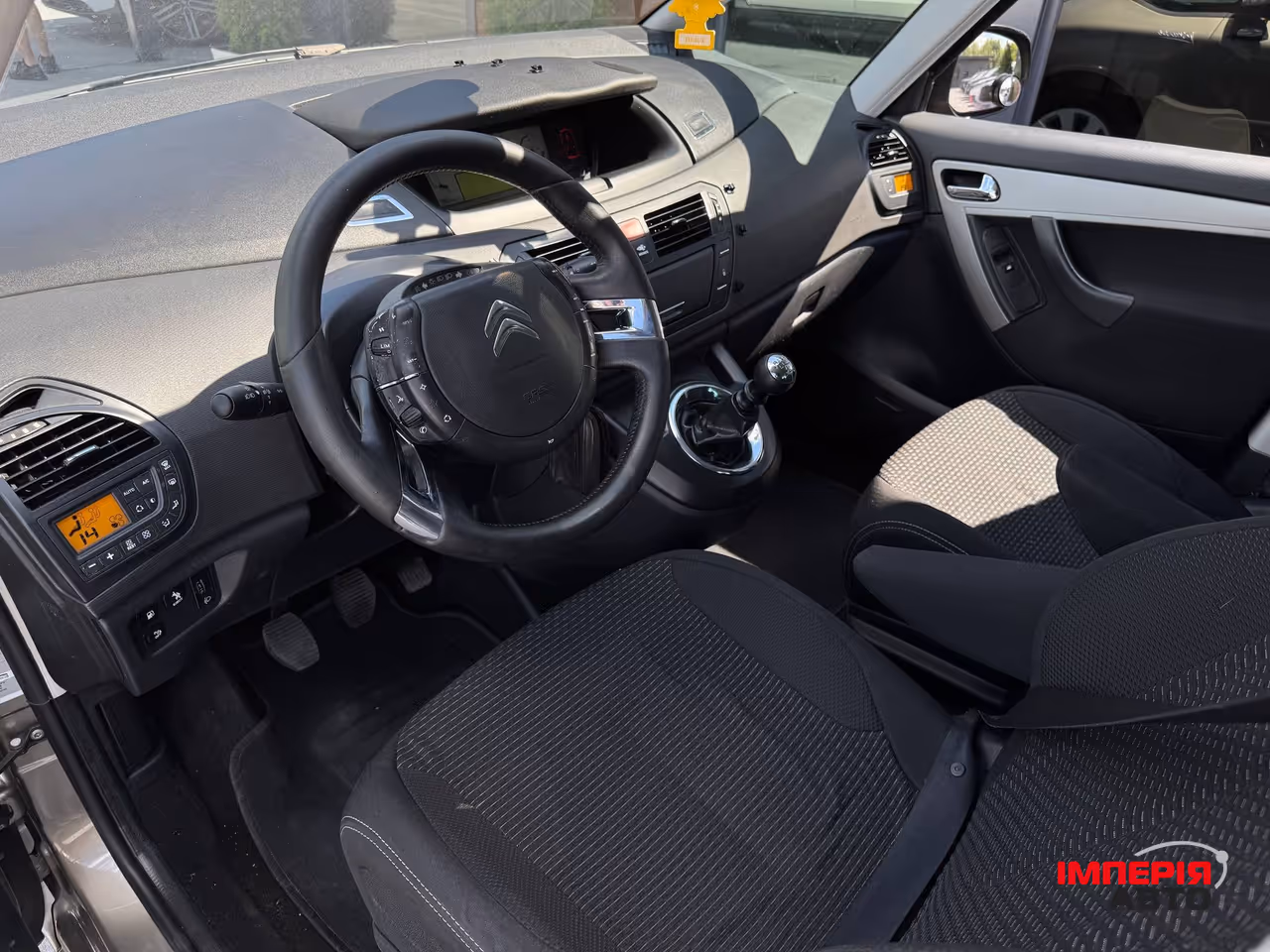 Citroen C4 Picasso - фото 19