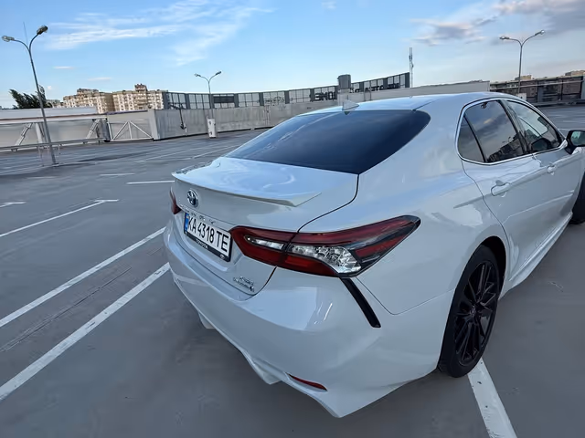 Toyota Camry - зображення 4