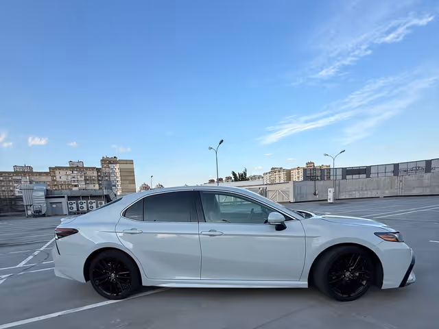 Toyota Camry - зображення 3