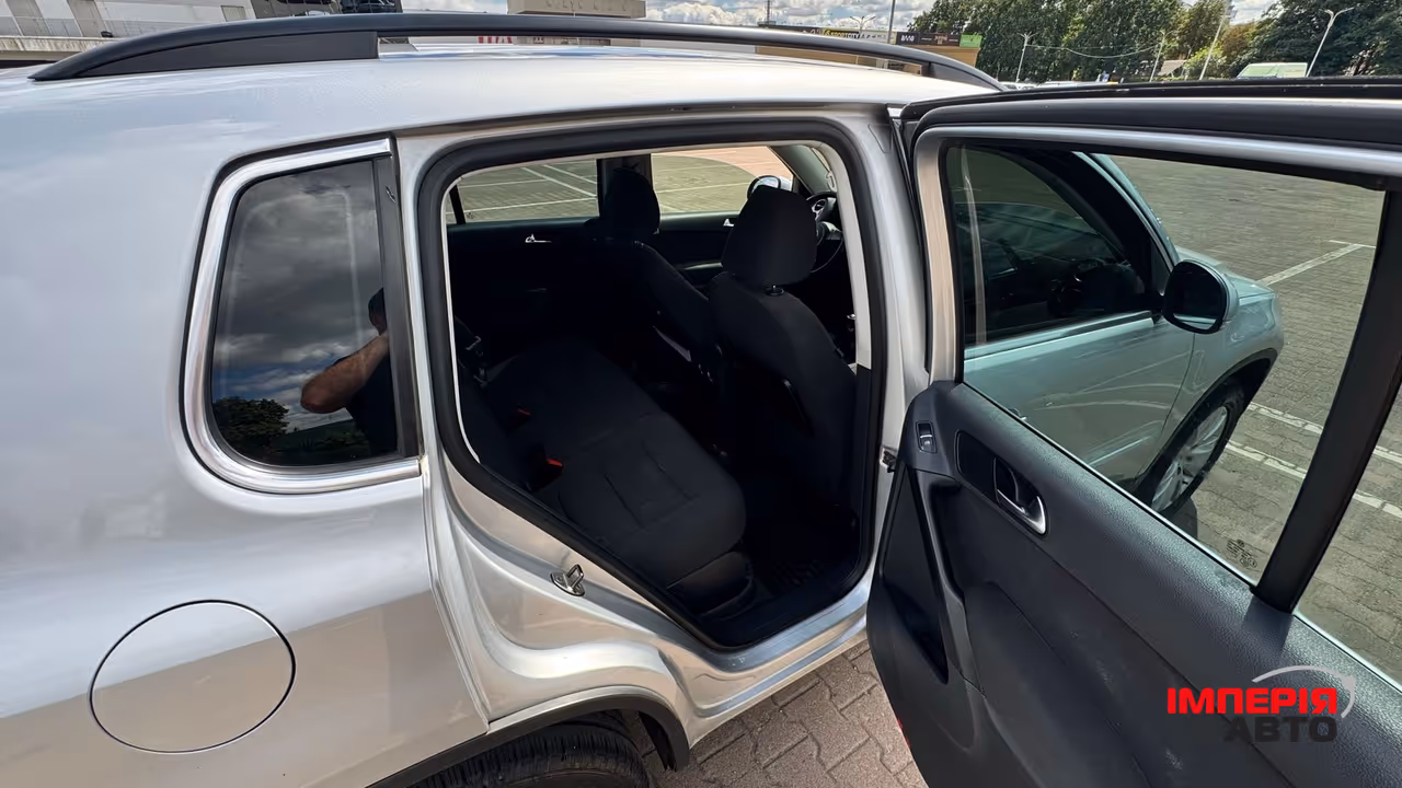 Volkswagen Tiguan - фото 20