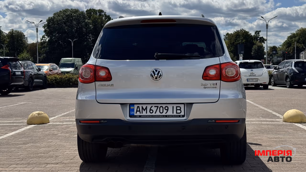 Volkswagen Tiguan - фото 7