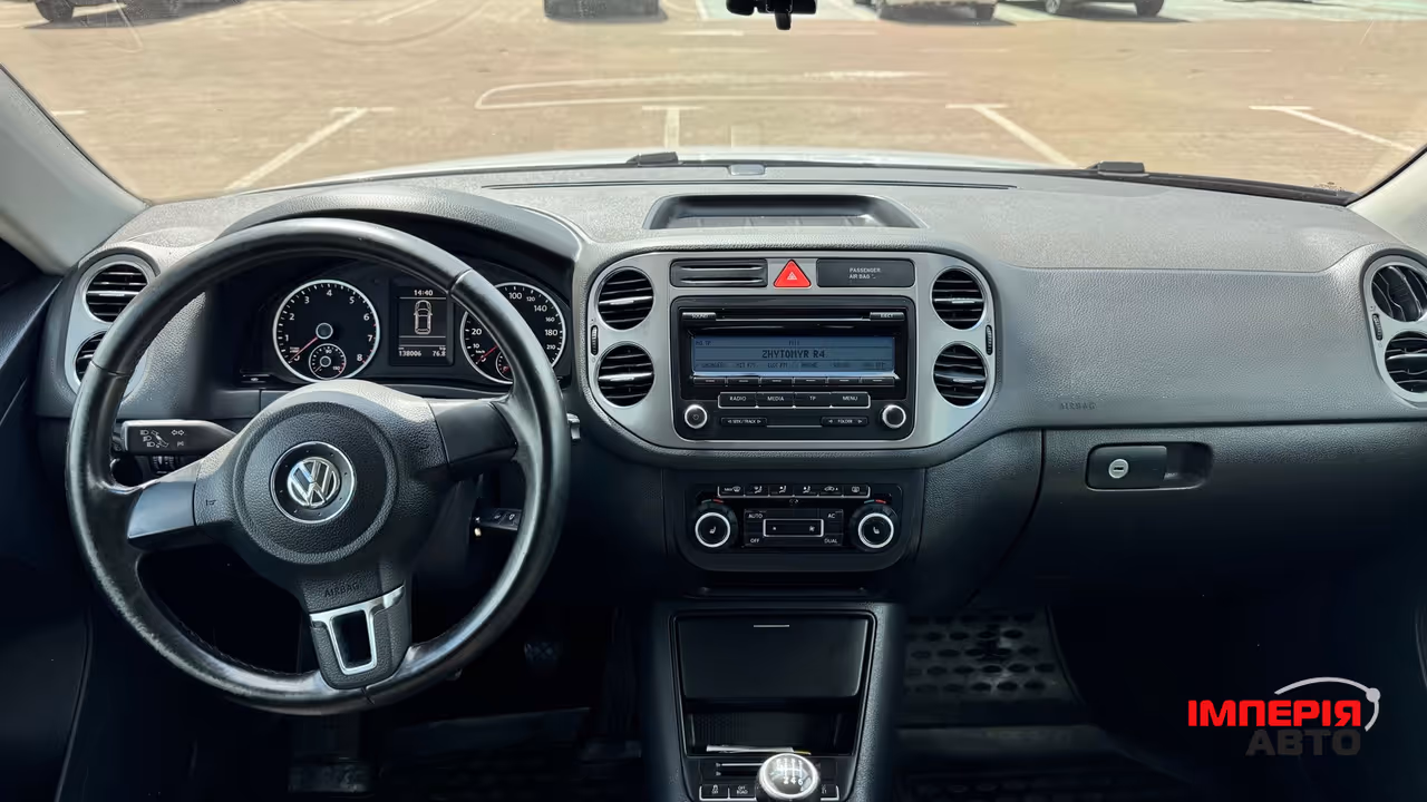 Volkswagen Tiguan - фото 14