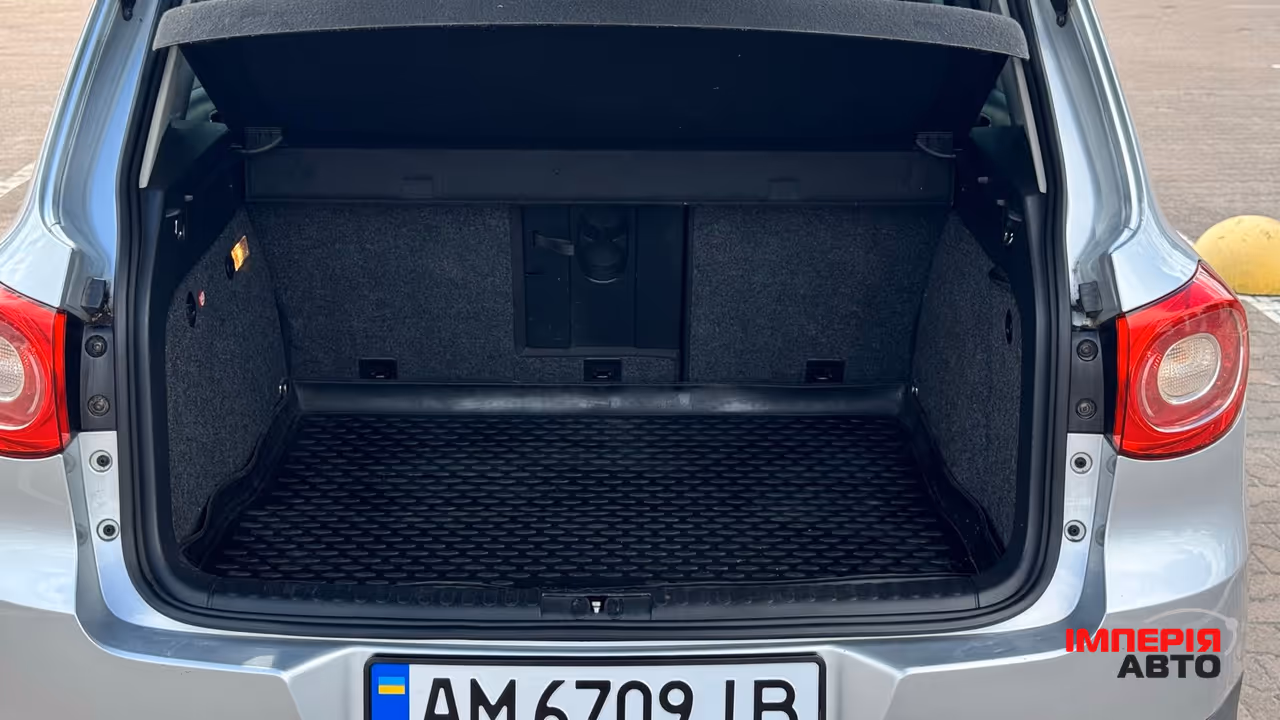 Volkswagen Tiguan - фото 10