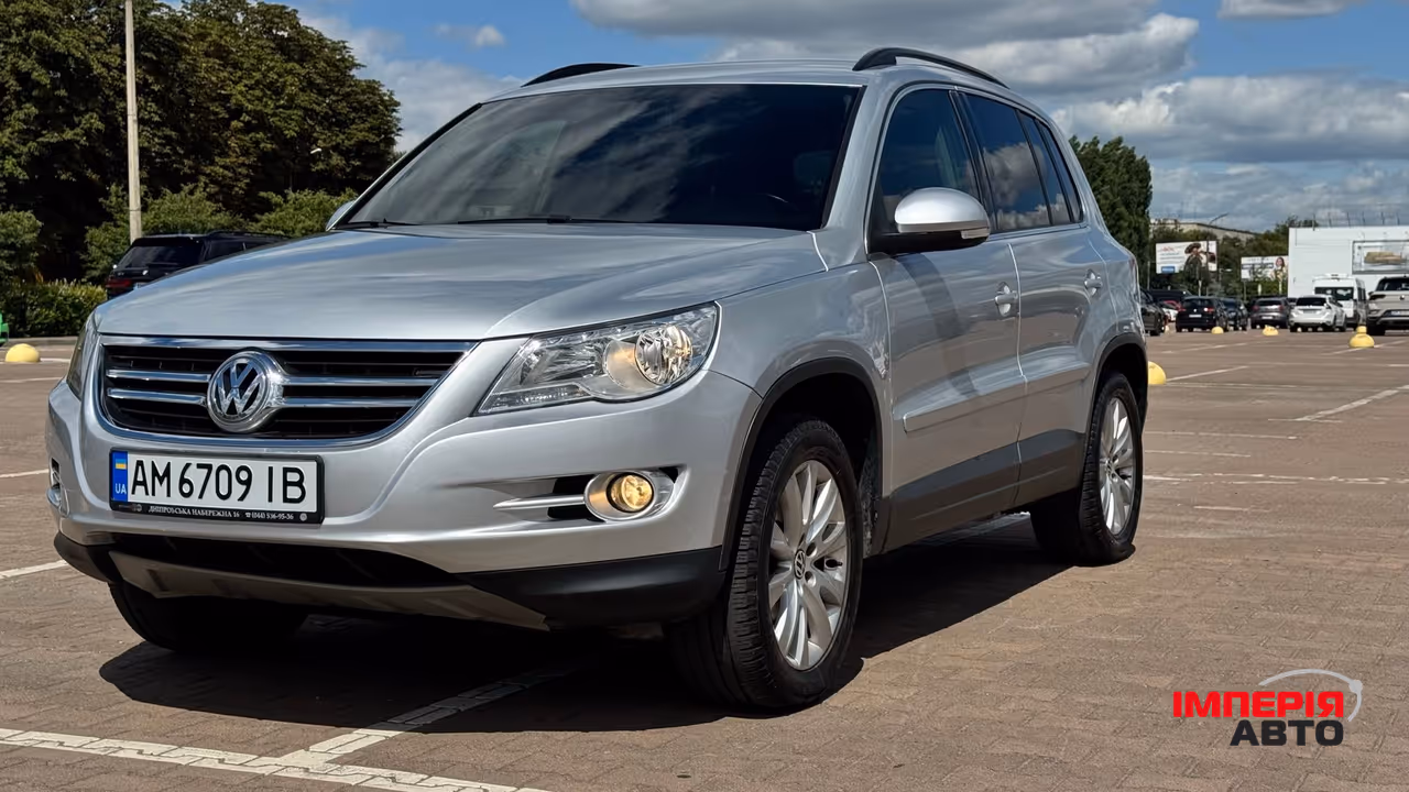 Volkswagen Tiguan - фото 4