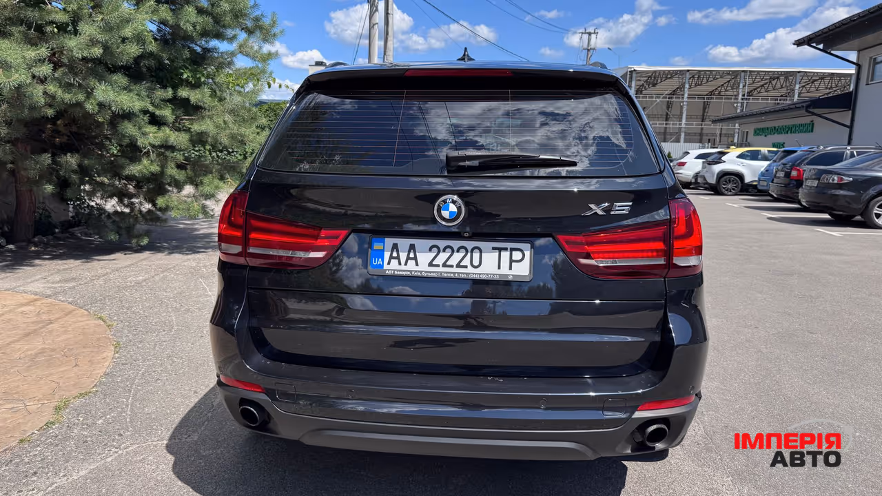 BMW X5 - фото 6