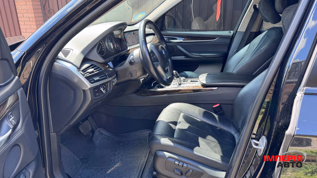 BMW X5 - фото 21