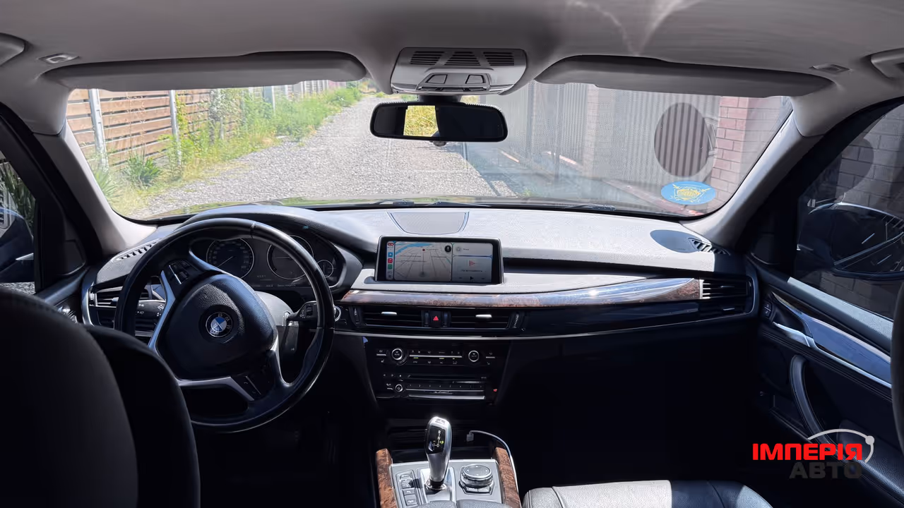 BMW X5 - фото 24