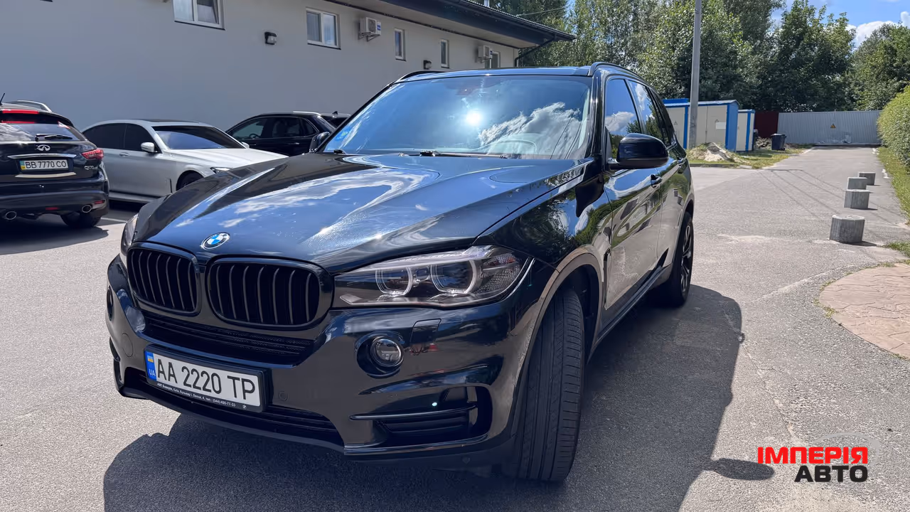 BMW X5 - фото 16