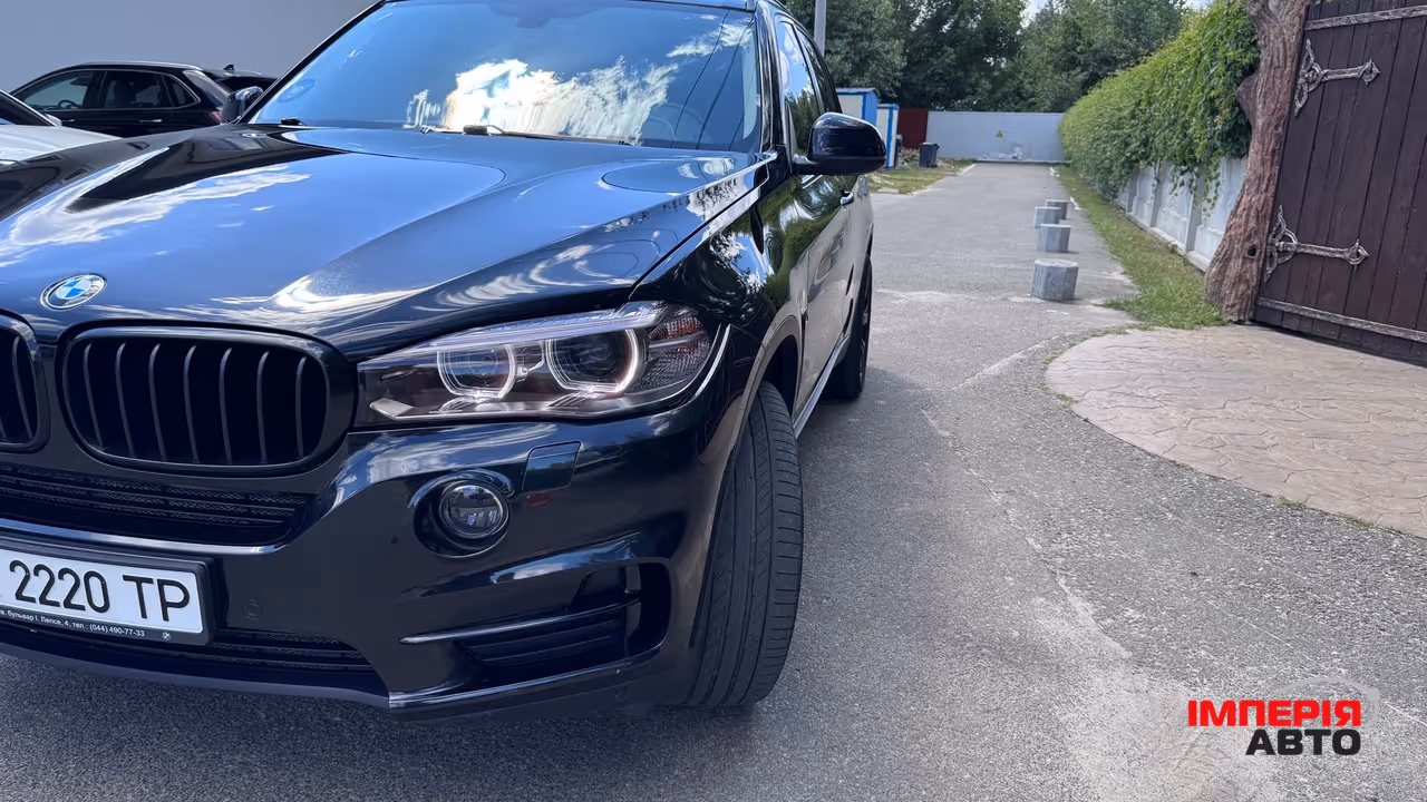 BMW X5 - фото 10