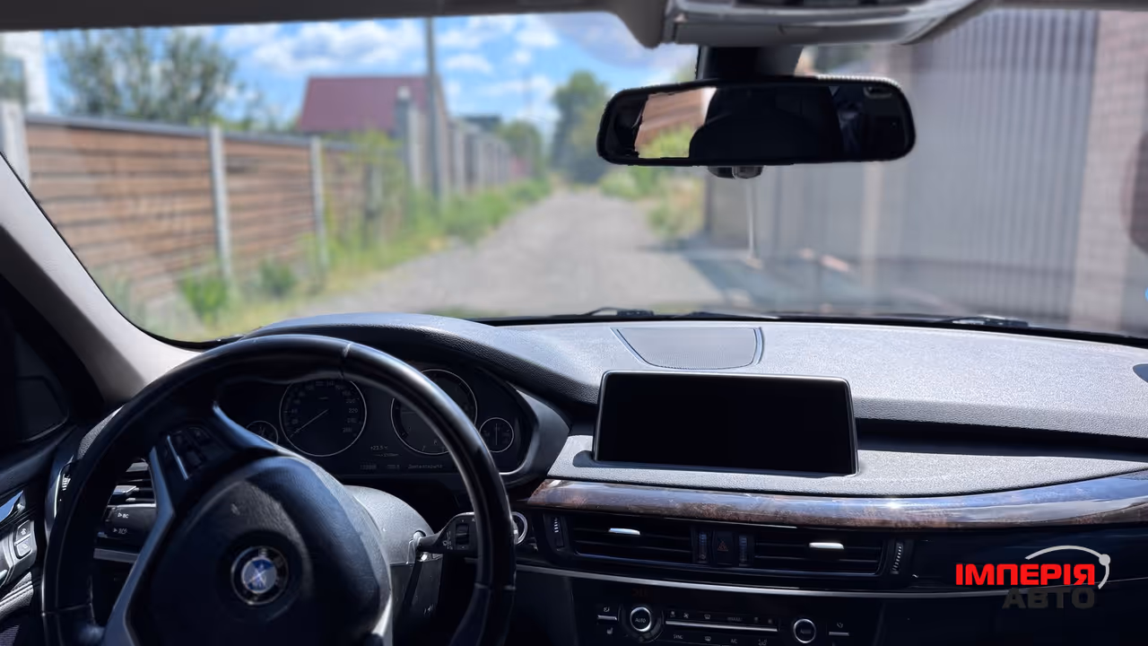BMW X5 - фото 22
