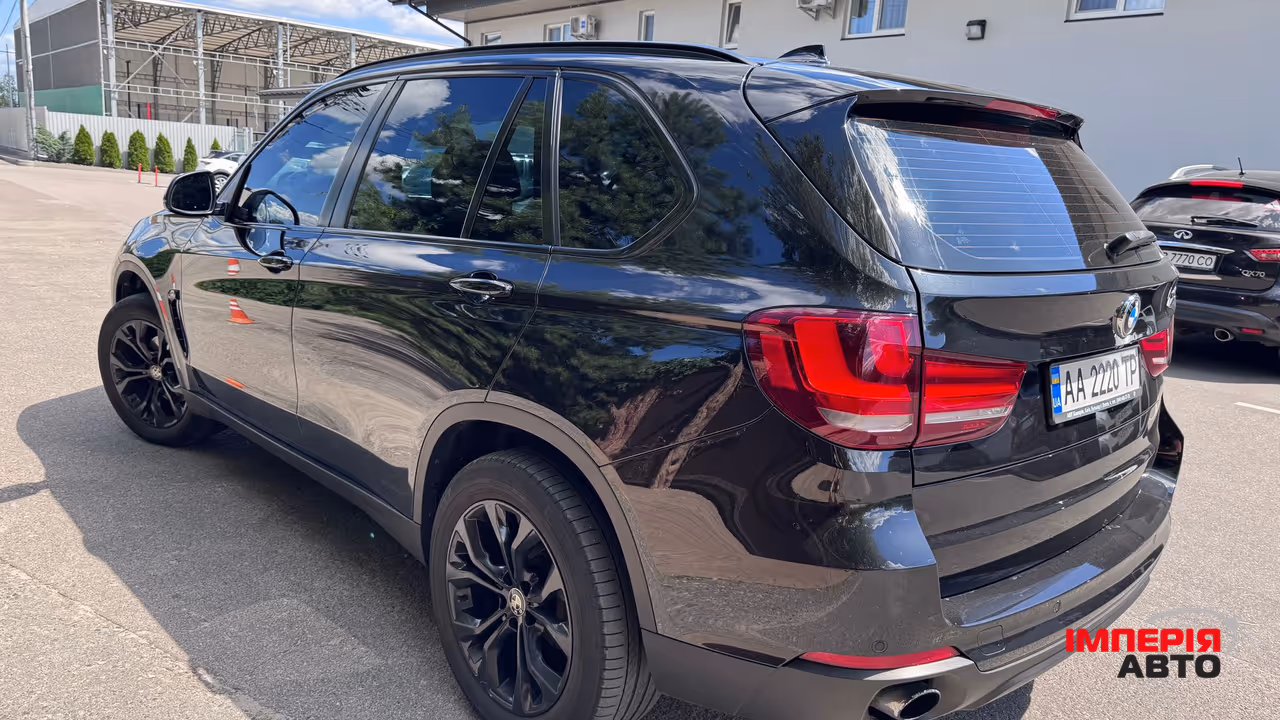 BMW X5 - фото 13
