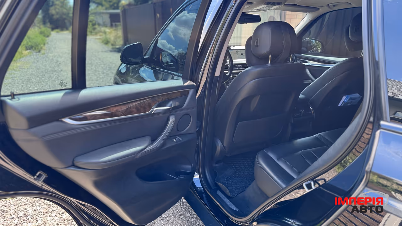 BMW X5 - фото 27