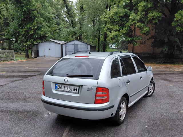 Skoda Fabia - зображення 4