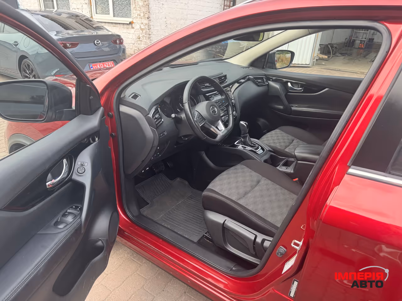 Nissan Rogue Sport - фото 12
