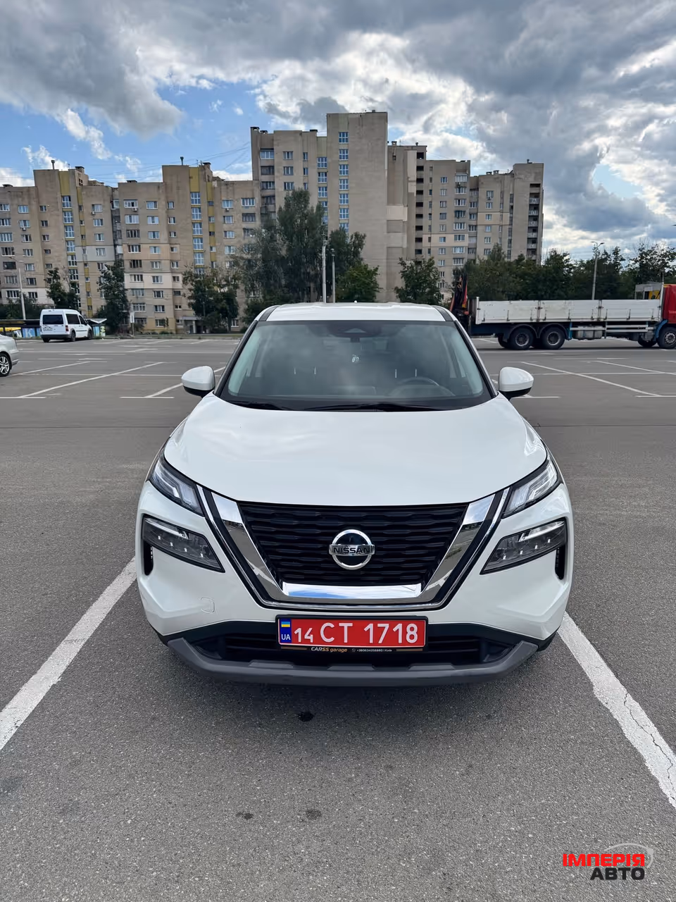 Nissan Rogue - фото 1