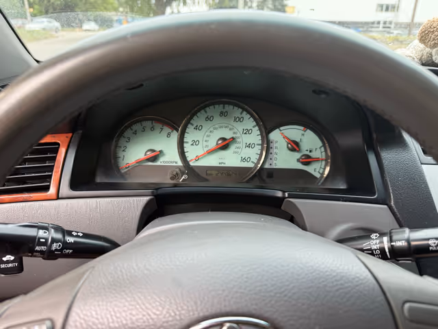 Toyota Camry Solara - зображення 2