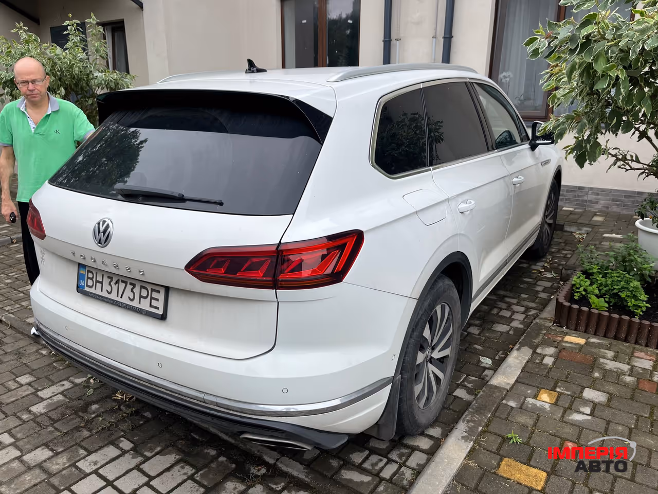 Volkswagen Touareg - фото 12
