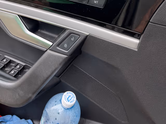 Volkswagen Touareg - зображення 5