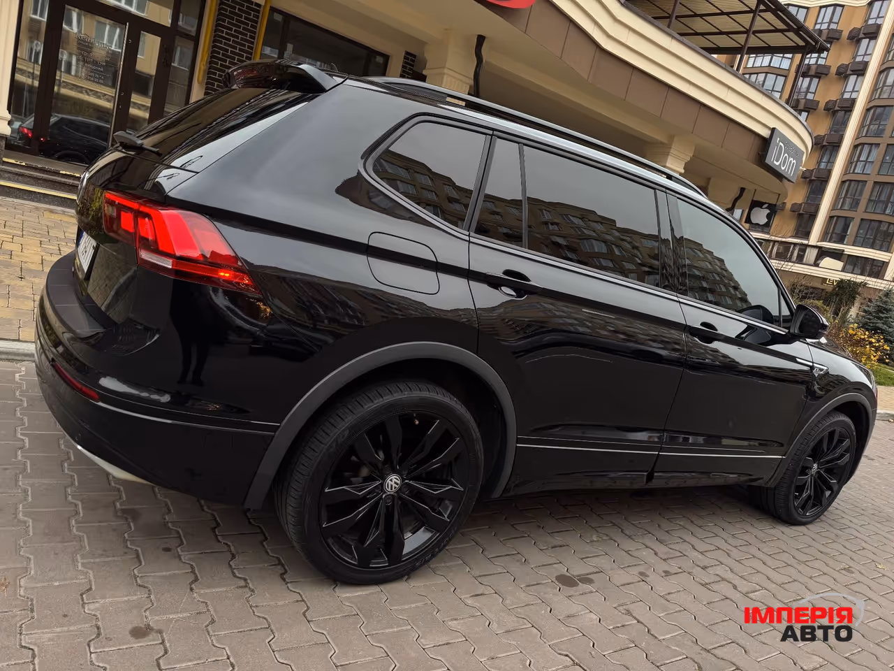 Volkswagen Tiguan - фото 5