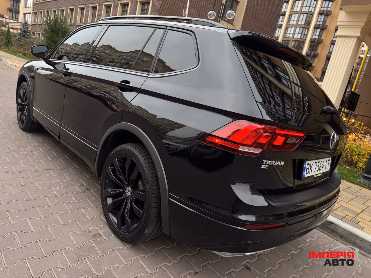 Volkswagen Tiguan - фото 7