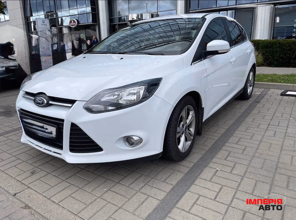 Ford Focus - фото 5