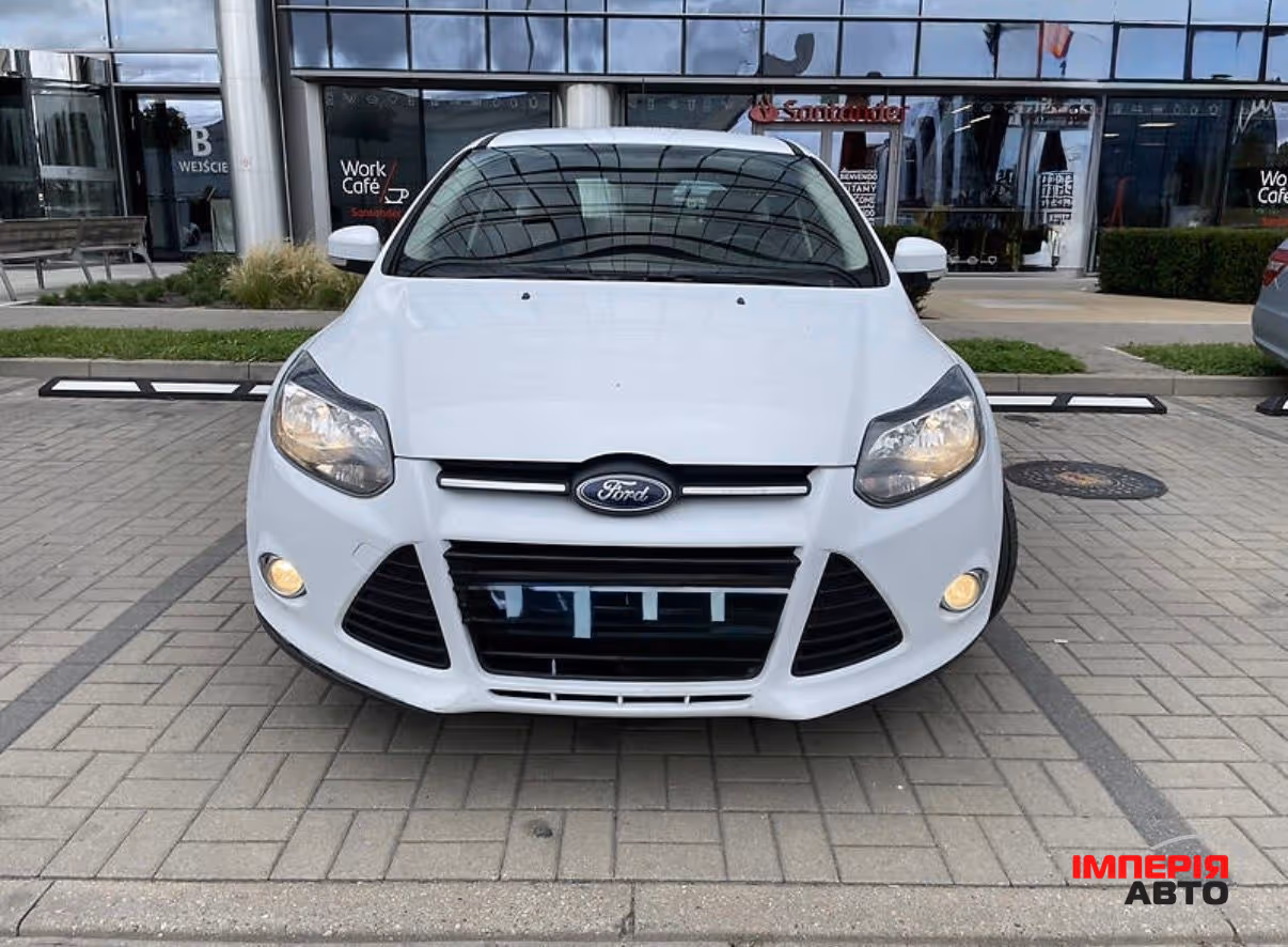 Ford Focus - фото 1