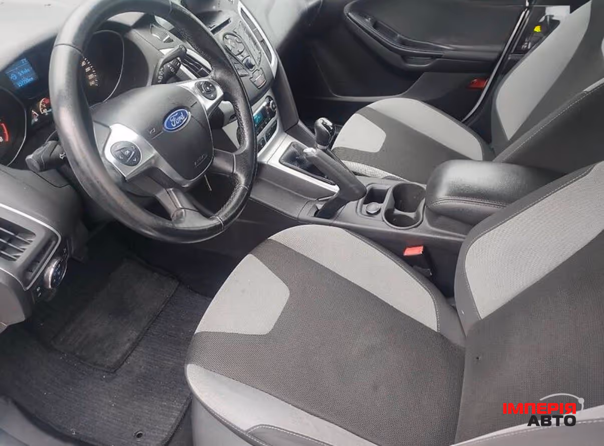 Ford Focus - фото 24