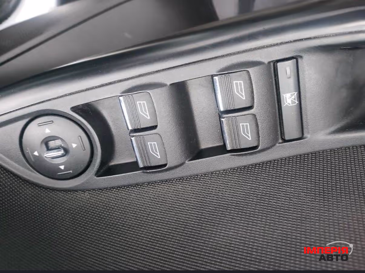 Ford Focus - фото 25