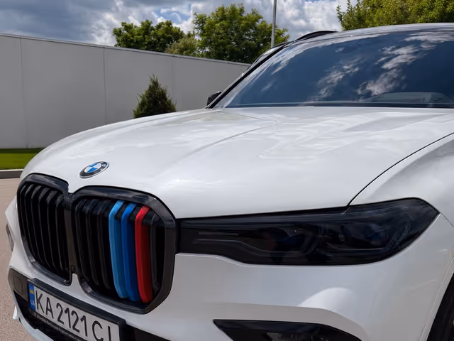 BMW X7 - зображення 2
