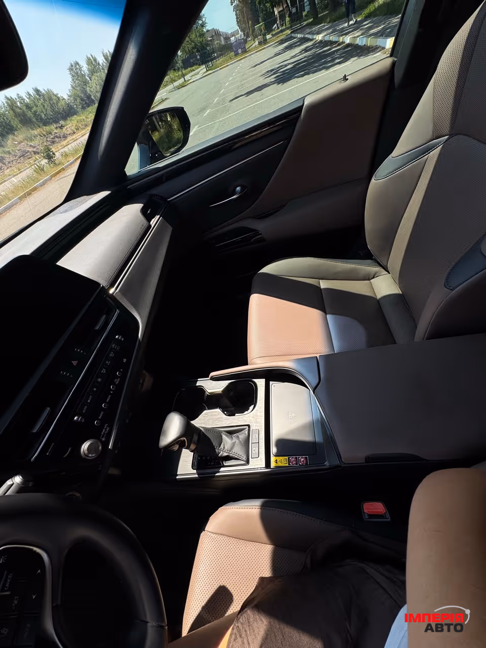 Lexus ES - фото 40