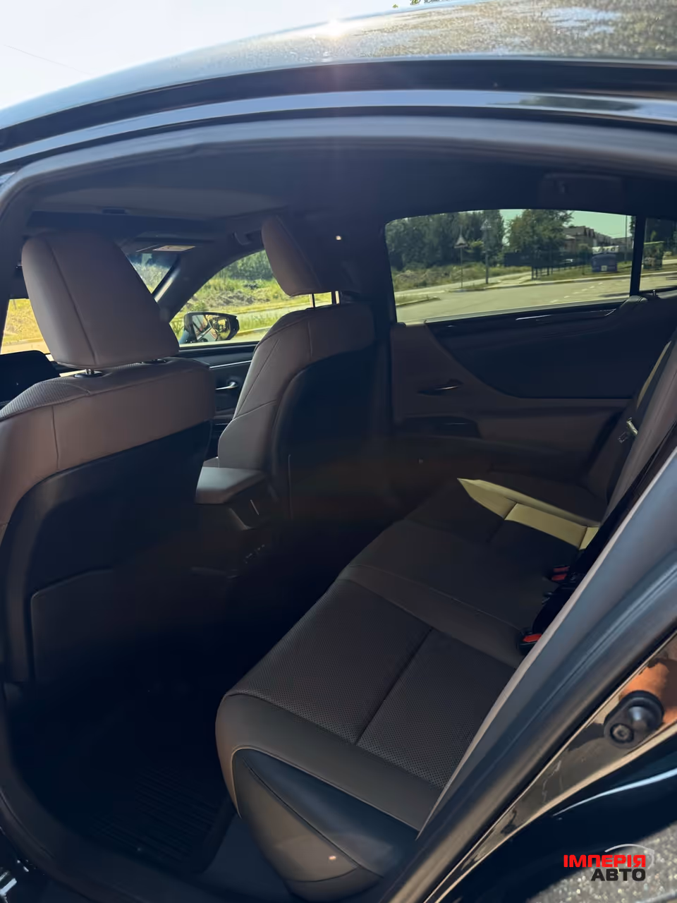 Lexus ES - фото 33