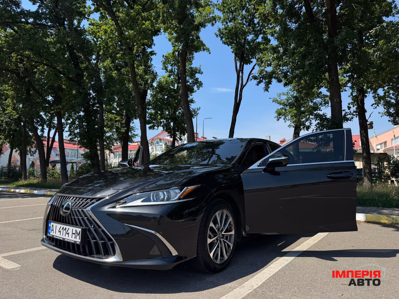 Lexus ES - фото 11