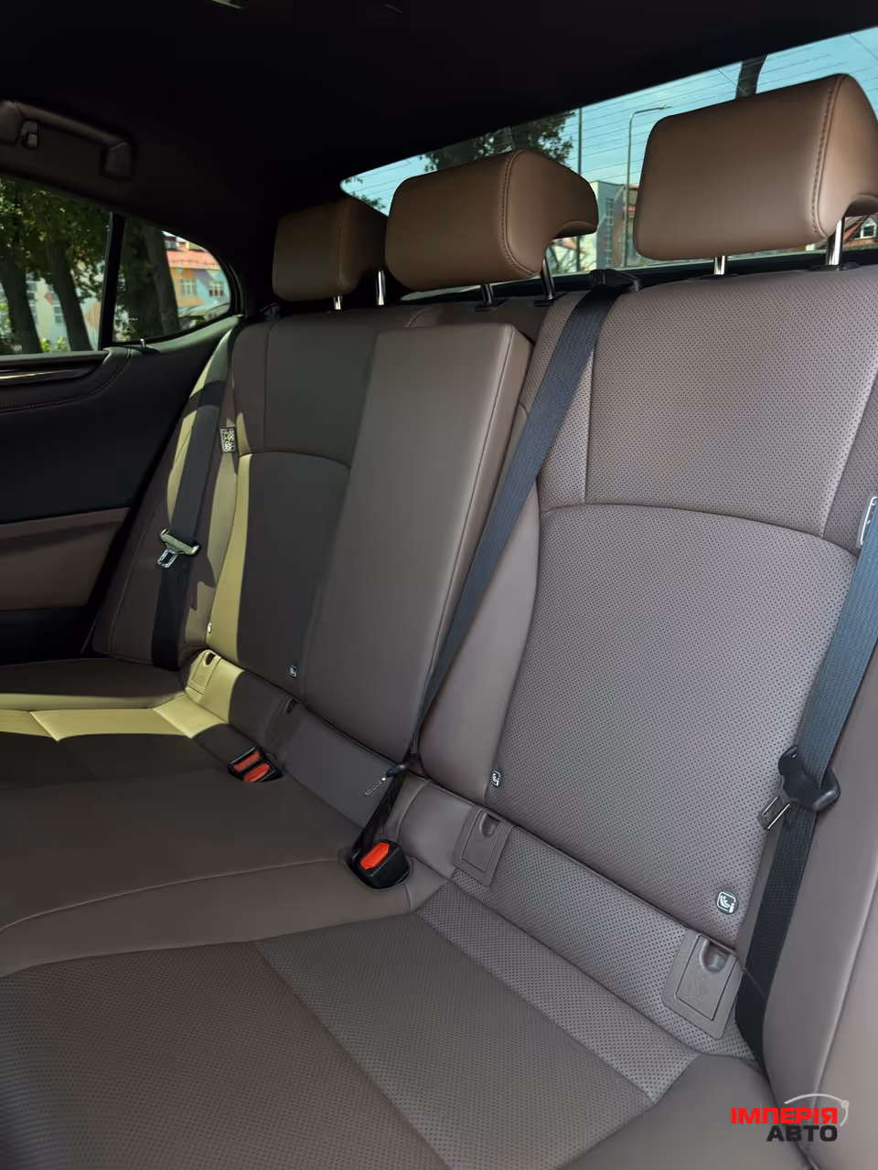 Lexus ES - фото 30