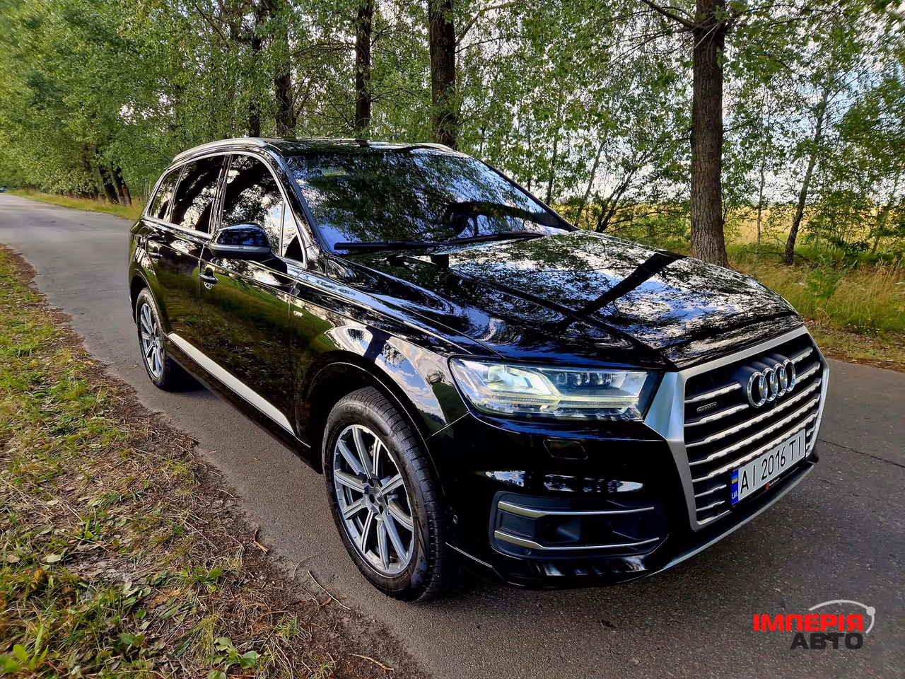 Audi Q7 - фото 35