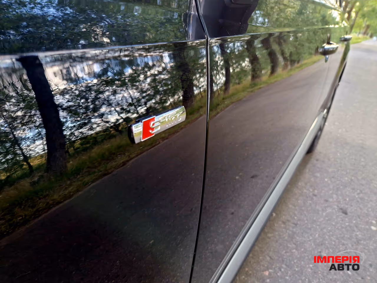 Audi Q7 - фото 11