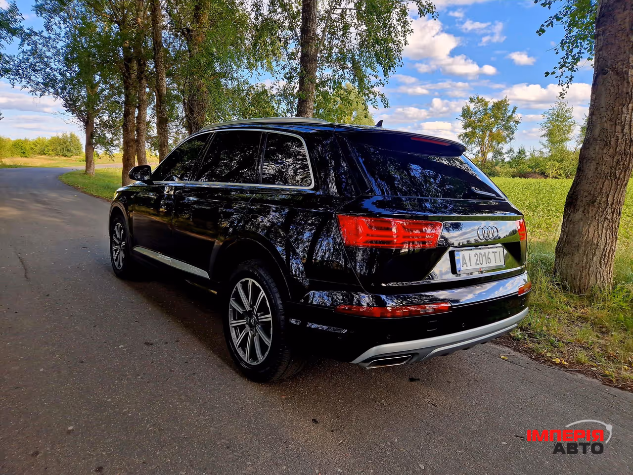 Audi Q7 - фото 4
