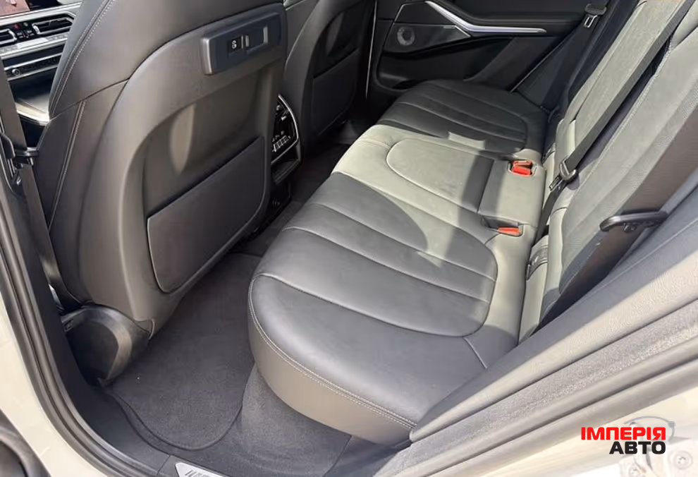 BMW X5 - фото 7