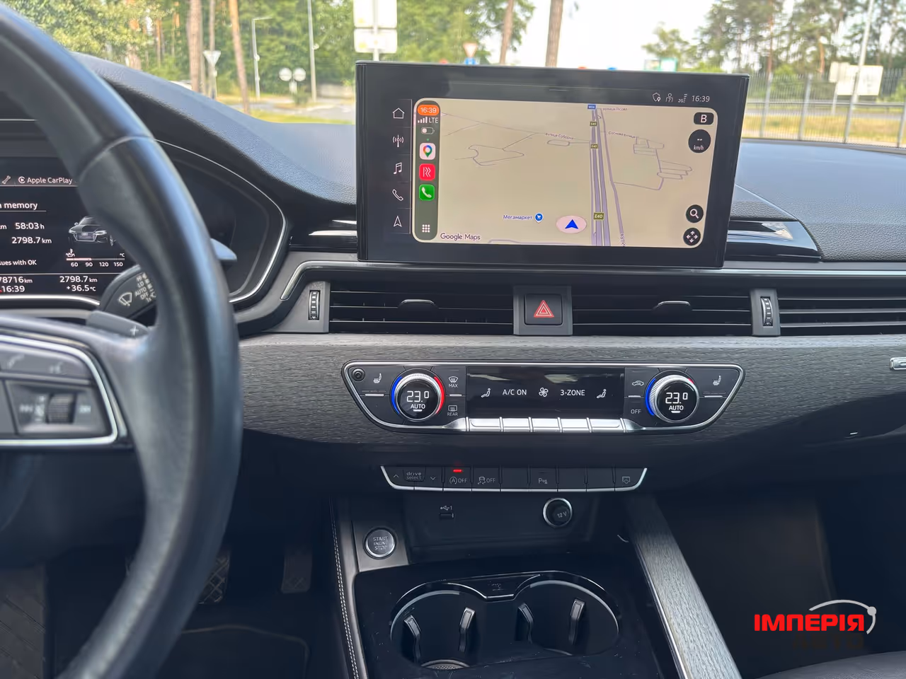 Audi A4 - фото 13