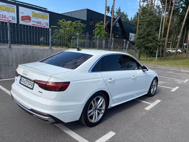 Audi A4 - зображення 5