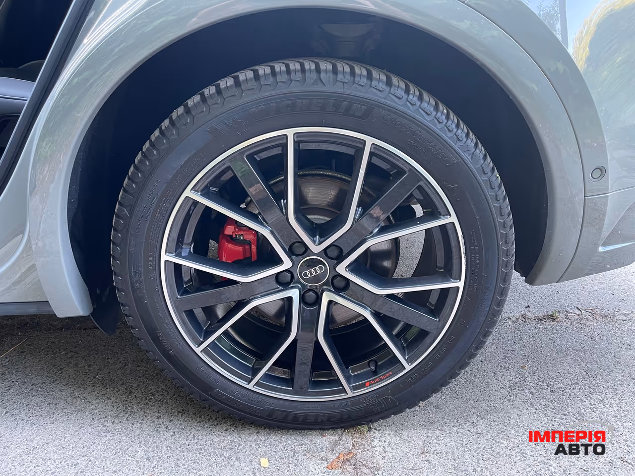 Audi SQ5 - фото 19