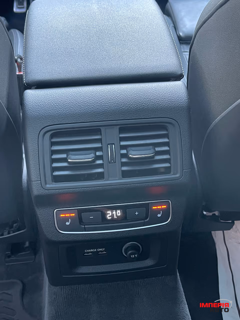 Audi SQ5 - фото 24
