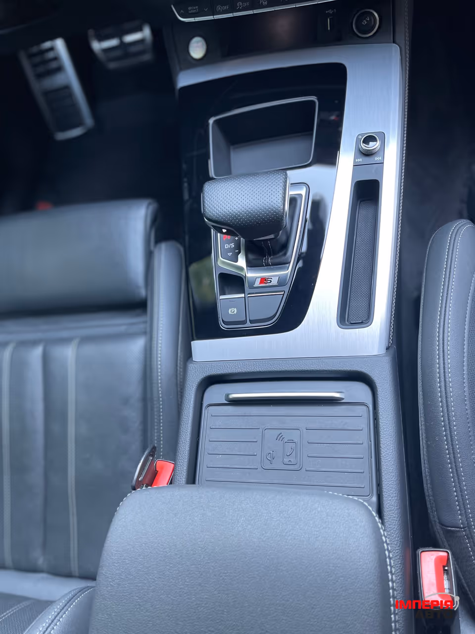 Audi SQ5 - фото 29