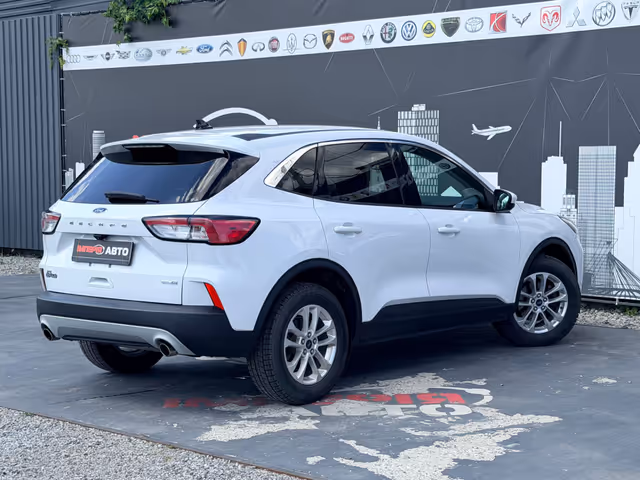 Ford Kuga - зображення 5