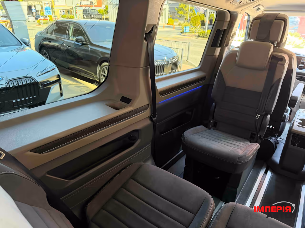 Volkswagen Multivan - фото 66
